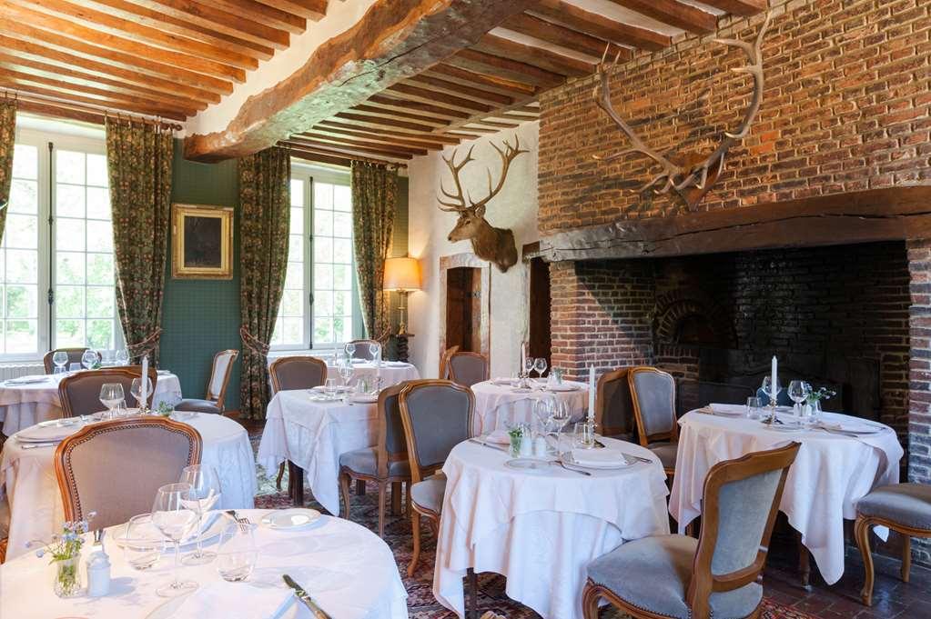 Chateau Du Landel, The Originals Relais Bézancourt Restoran fotoğraf